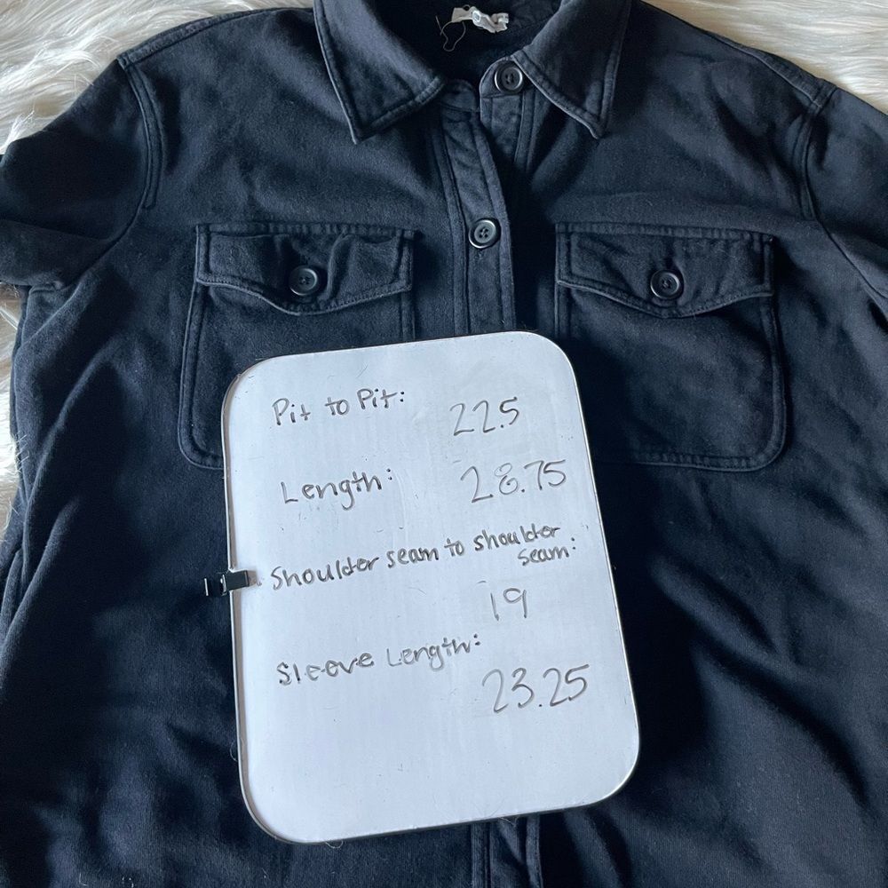 Good American Fleece Button Front Shacket in Black | S/M - Picture 8 of 11